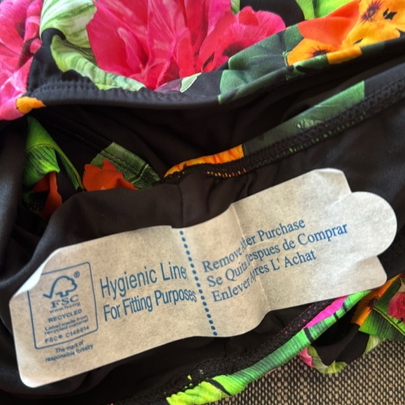 Andie Swim floral swimsuit NWT - Picture 7 of 7